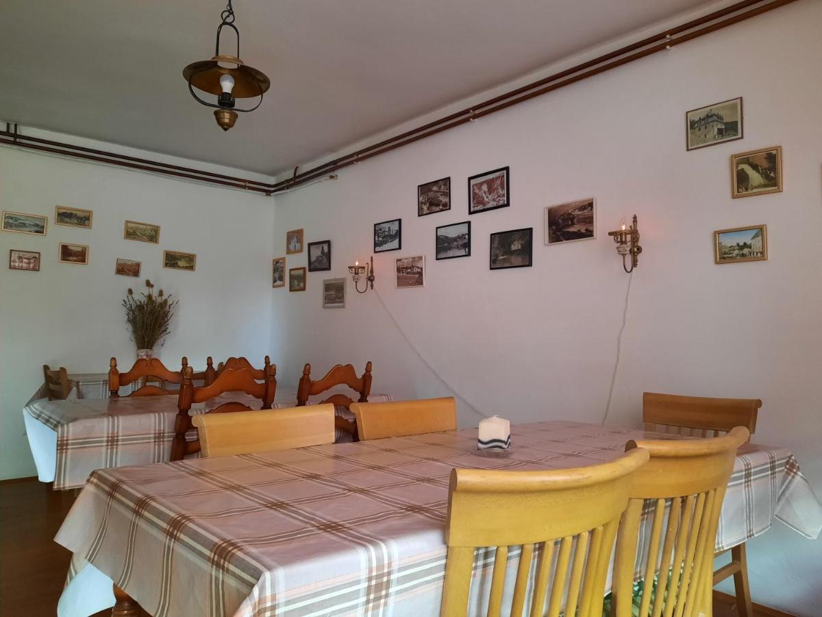 耶泽尔采 Lazy Bear酒店 外观 照片